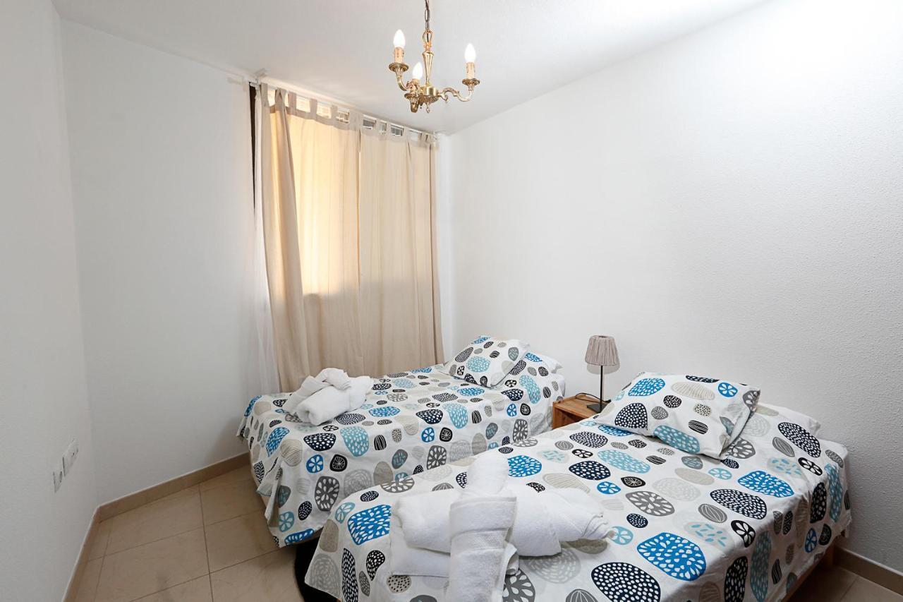 Apartamento Frente Al Puerto De Candelaria A 20 Metros De La Playa. Exterior photo