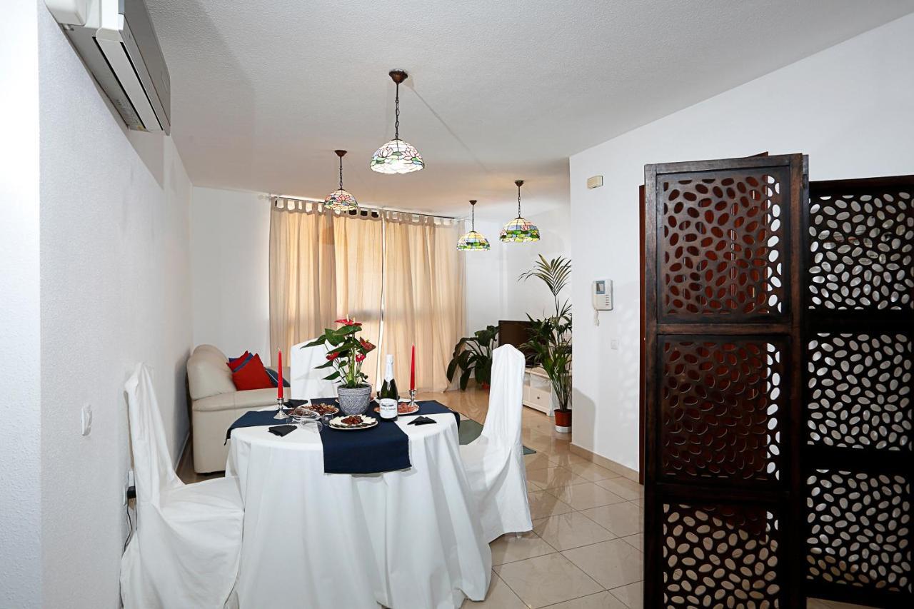 Apartamento Frente Al Puerto De Candelaria A 20 Metros De La Playa. Exterior photo